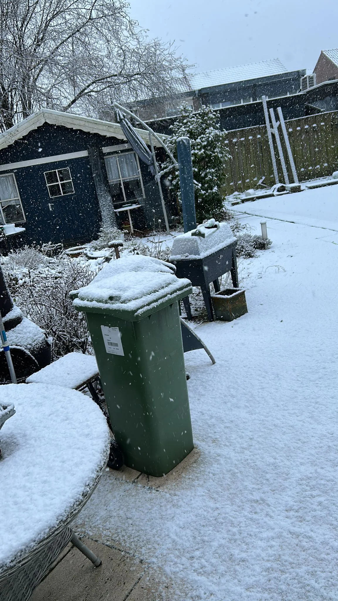 Sneeuwoverwachte Rommel
