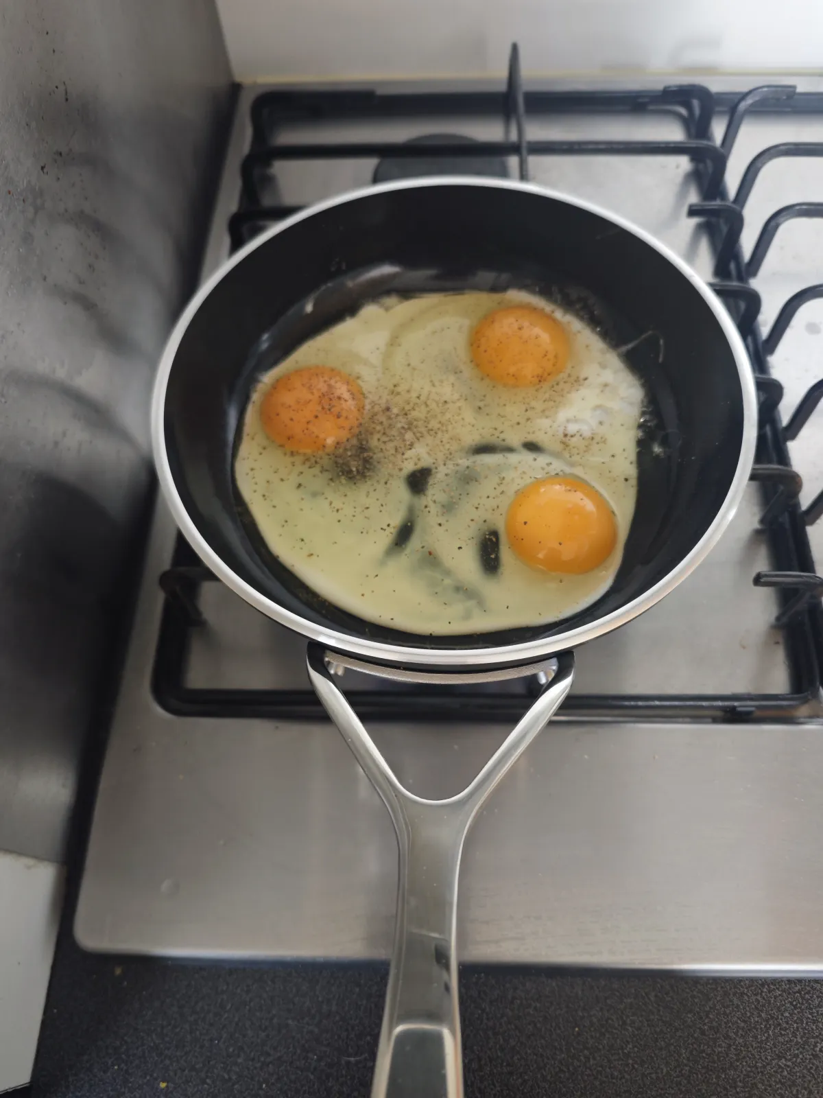 Ei-jij daar in die pan!