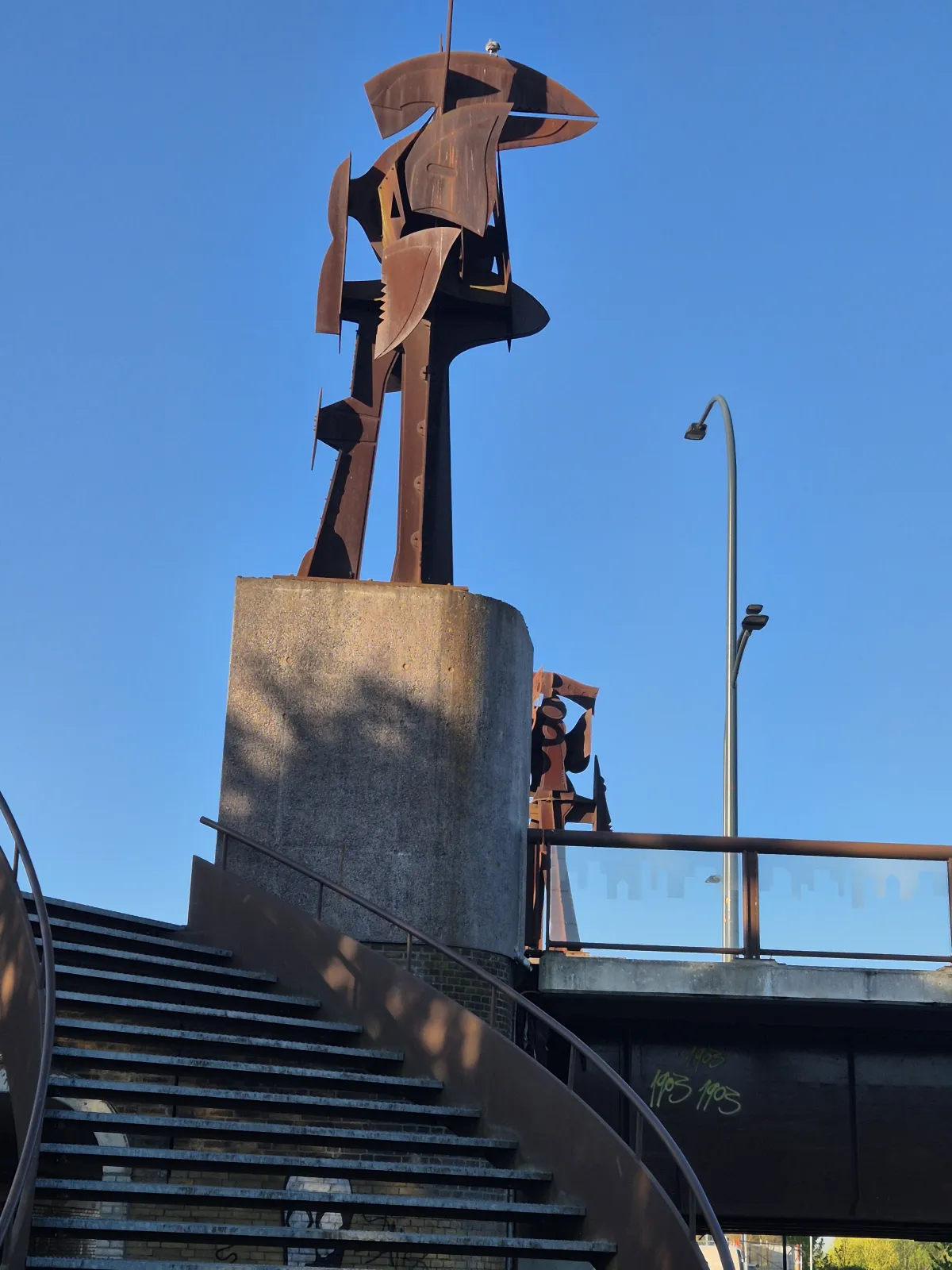 Sculptuur bij de Trap